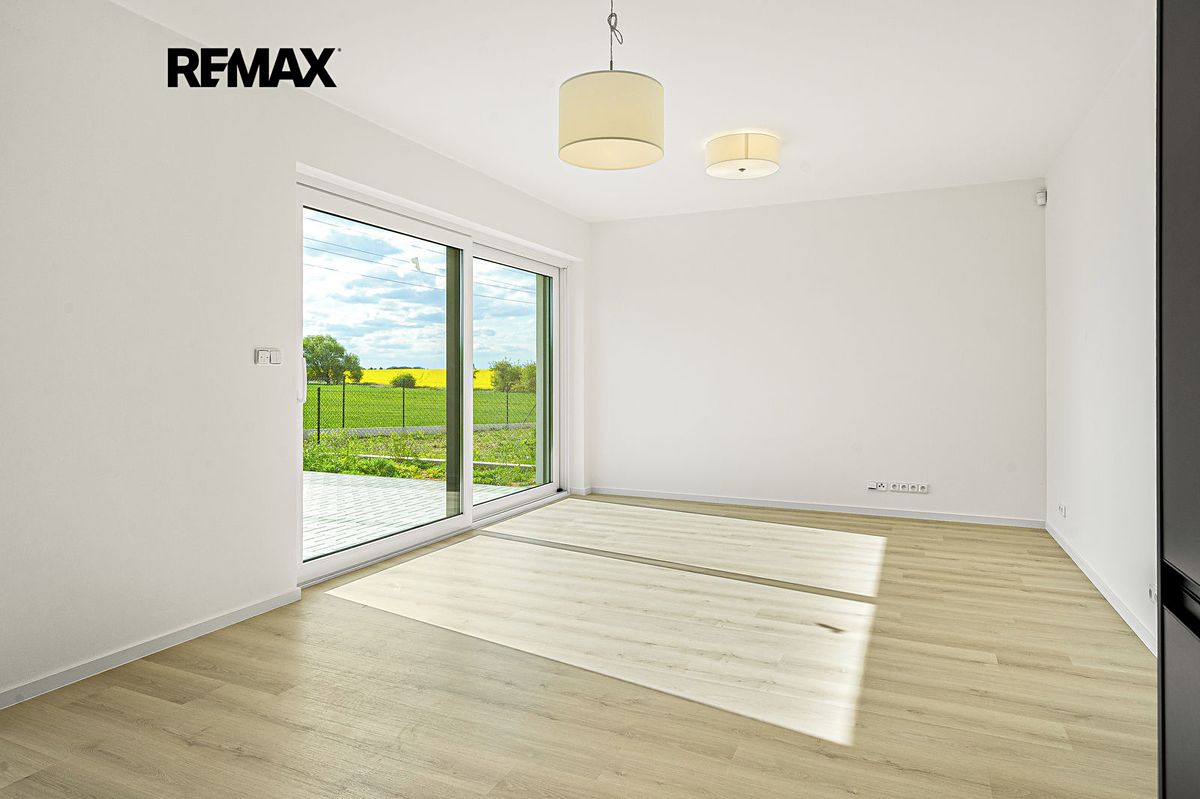 Prodej rodinného domu 137 m², pozemek 430 m² – fotografie 4