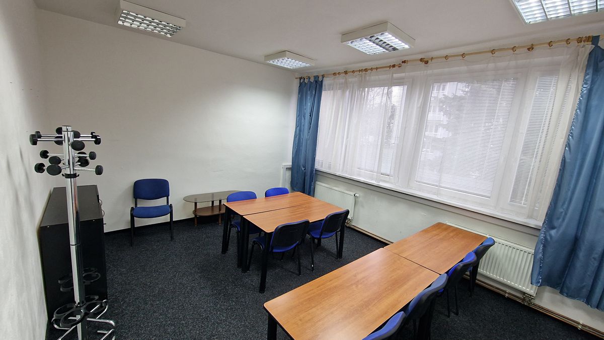 Pronájem kanceláře 106 m²