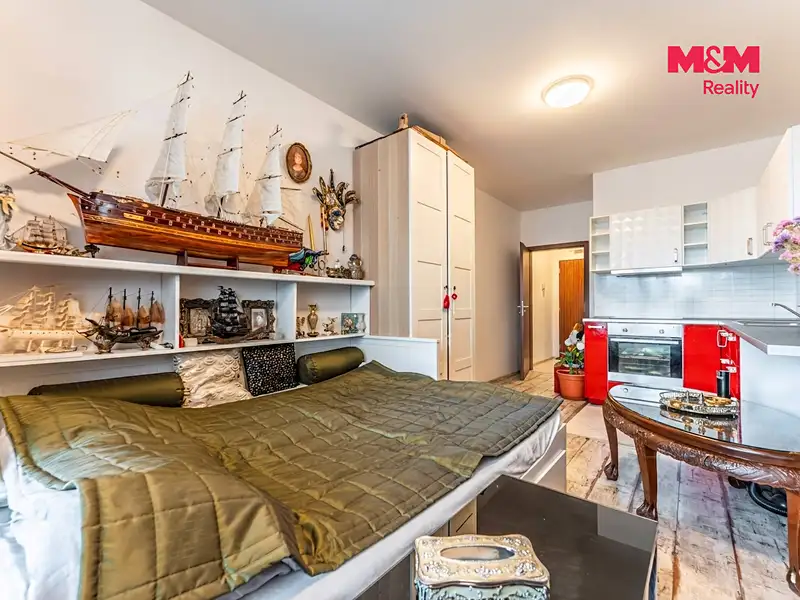 Prodej bytu 1+kk 29 m², Praha – náhled fotky 2