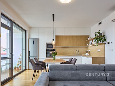 Prodej bytu 3+kk, 91 m² (2 z 20)