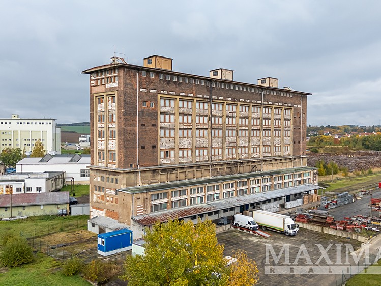Комерційне приміщення в оренду, 850 м² (5 з 30)
