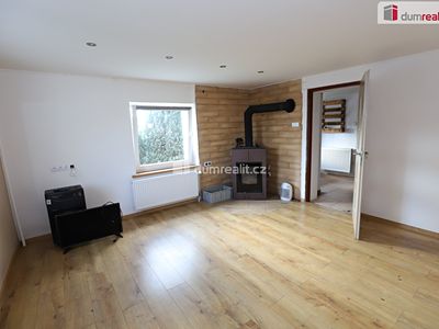 Prodej rodinného domu 180 m², pozemek 1242 m²
