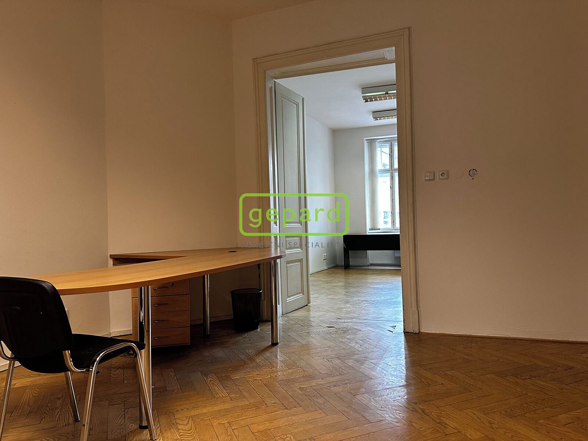 Pronájem kanceláře 63 m² – fotografie 5