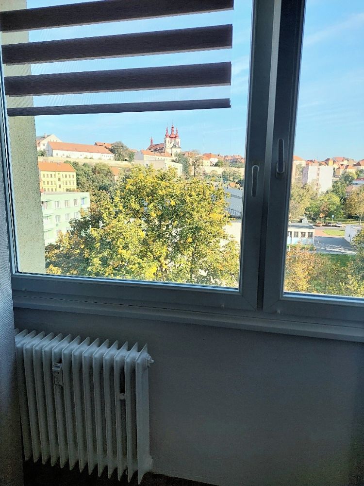 Pronájem bytu 2+1 60 m² – fotografie 3
