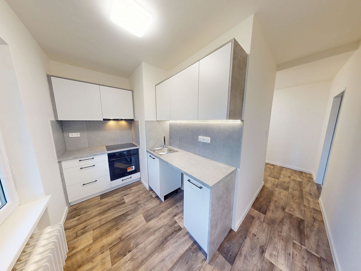 Pronájem bytu 1+1 34 m² – fotografie 2
