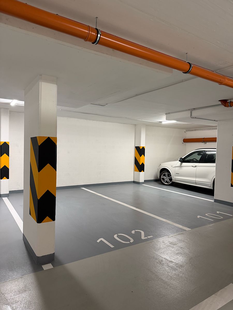Pronájem garážového stání 14 m² – fotografie 2