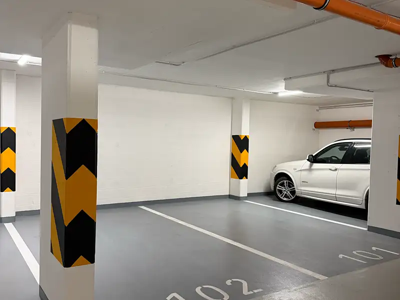 Pronájem garážového stání 14 m², Praha – náhled fotky 2