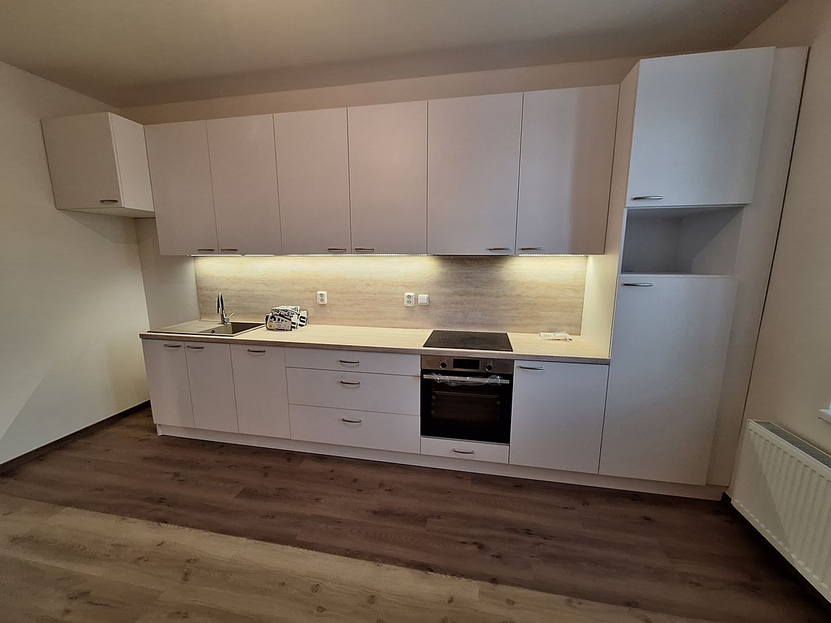 Pronájem bytu 3+kk 68 m² – fotografie 2