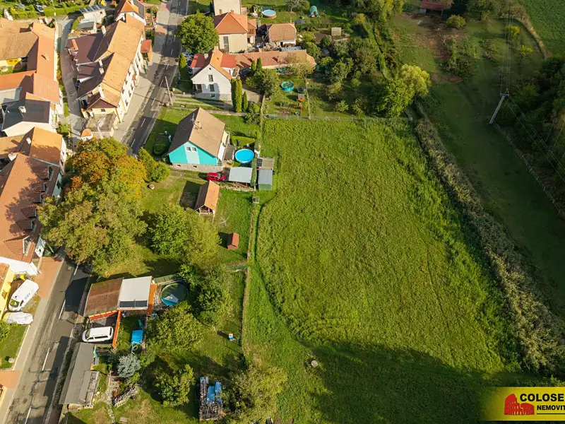 Prodej stavebního pozemku 2012 m², Hostěnice – náhled fotky 1