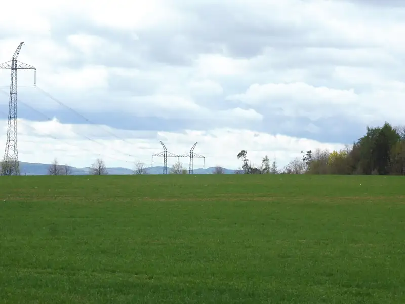 Dražba pozemku 13755 m², Pyšely – náhled fotky 3