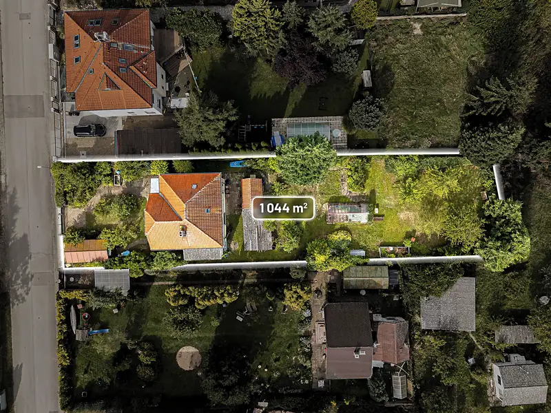 Prodej rodinného domu 231 m², pozemek 1044 m², Černošice – náhled fotky 2