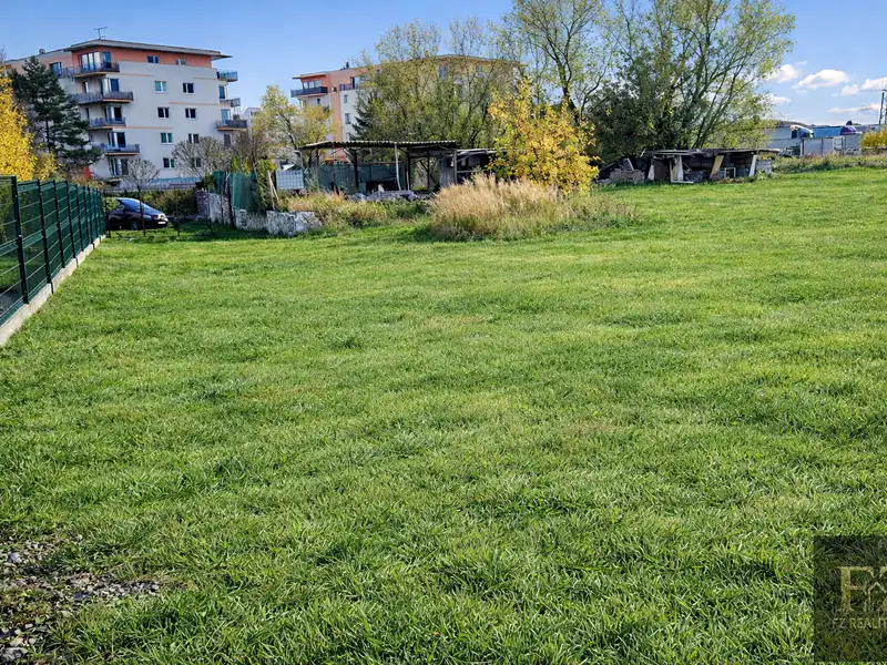 Prodej stavebního pozemku 2782 m², Písek – náhled fotky 2