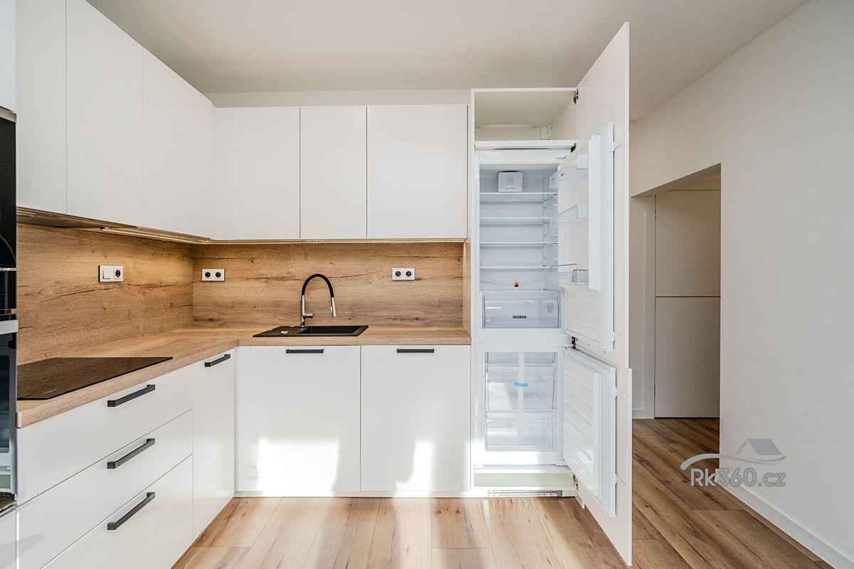 Pronájem bytu 3+kk 58 m² – fotografie 4