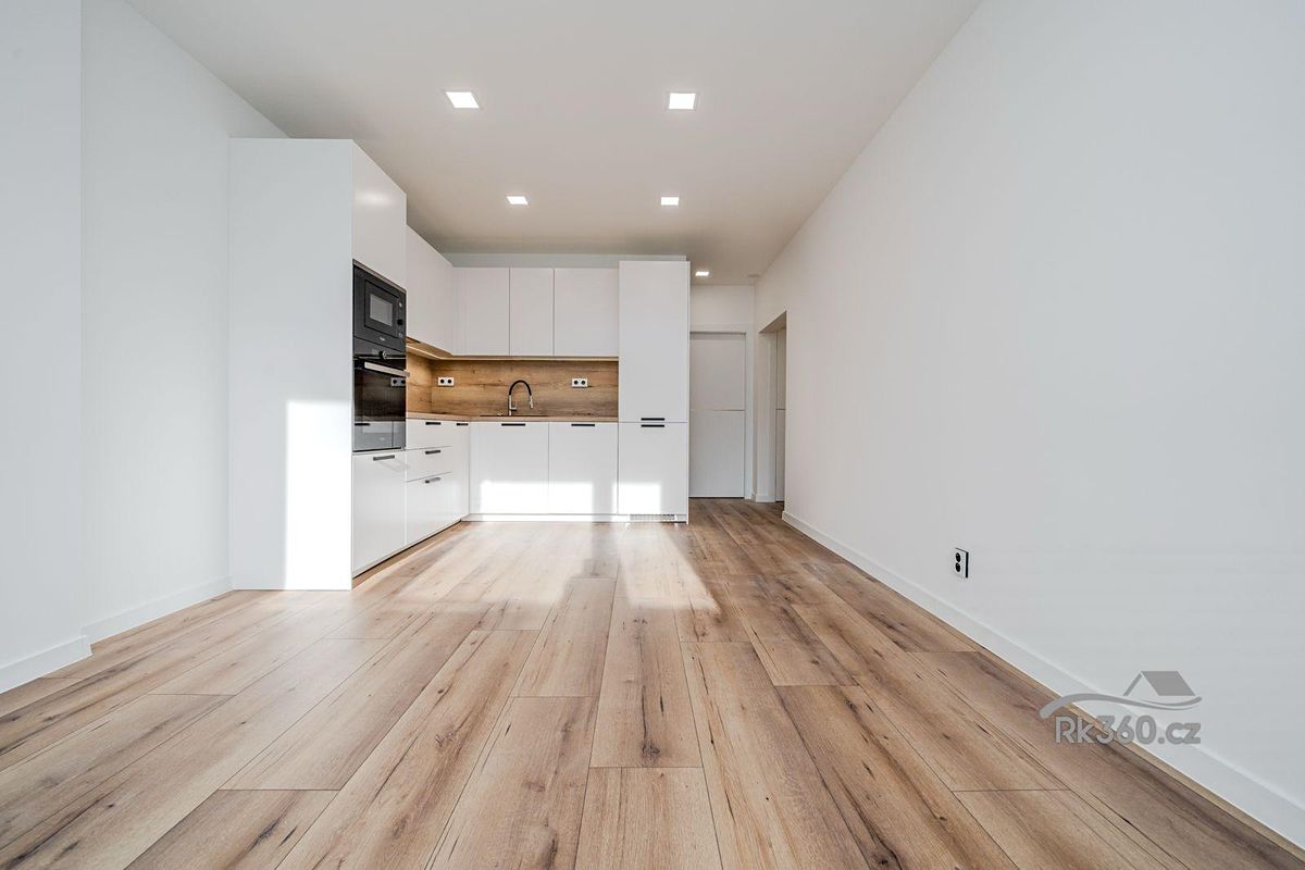 Pronájem bytu 3+kk 58 m²