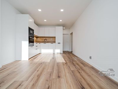 Pronájem bytu 3+kk 58 m²