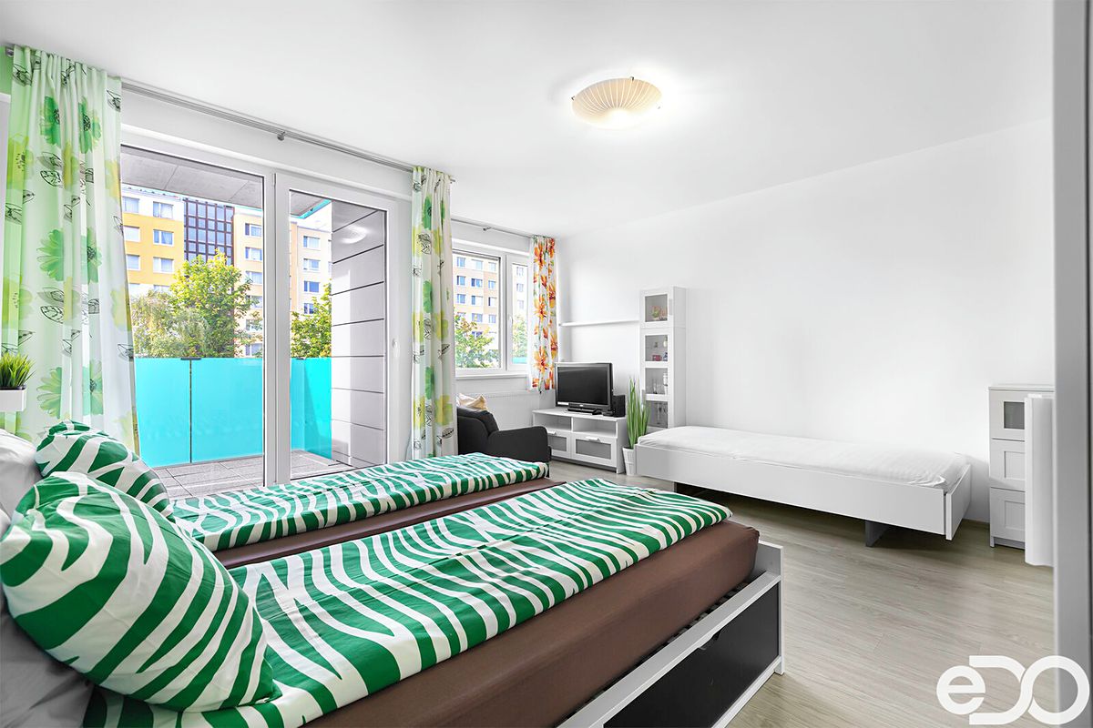 Pronájem bytu 1+kk 42 m² – fotografie 3
