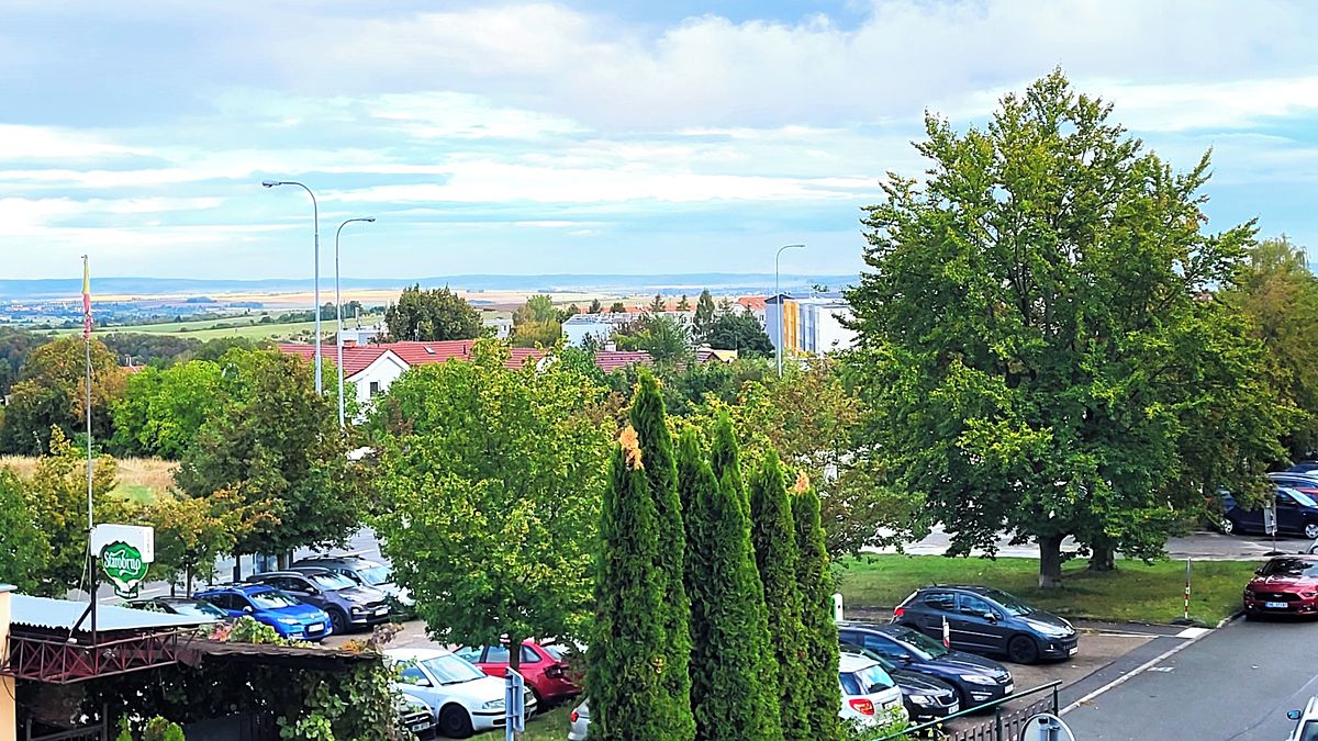 Pronájem bytu 2+1 60 m² – fotografie 2