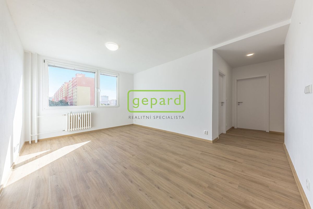 Pronájem bytu 3+kk 56 m²