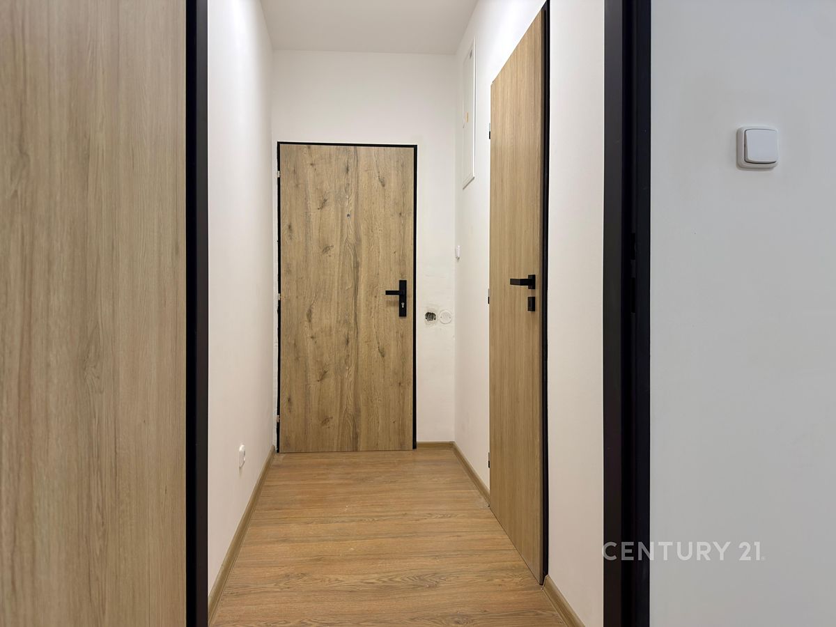 Pronájem bytu 1+kk 26 m² – fotografie 3