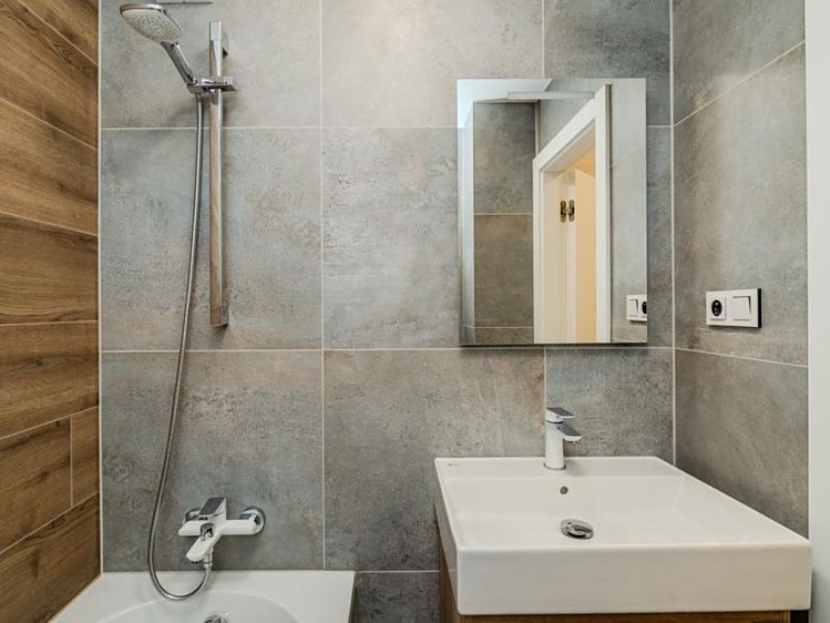 Pronájem bytu 3+kk, 58 m² (8 z 20)