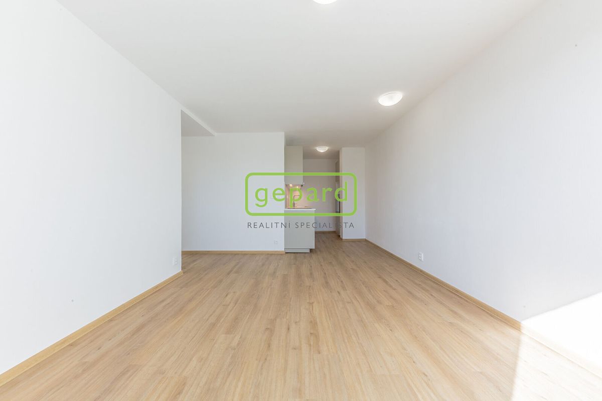 Pronájem bytu 3+kk 56 m² – fotografie 5