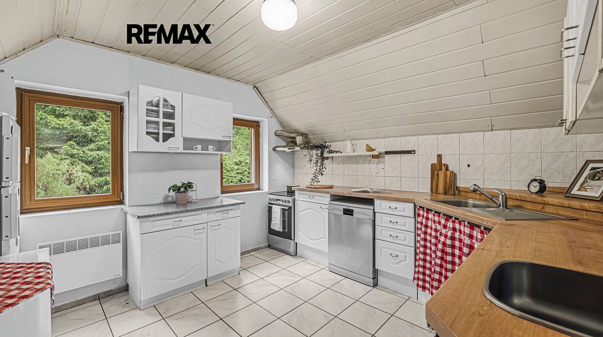 Prodej chalupy 264 m², pozemek 2011 m² – fotografie 2