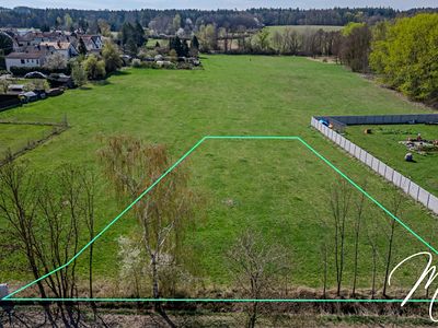 Prodej stavebního pozemku 1537 m²
