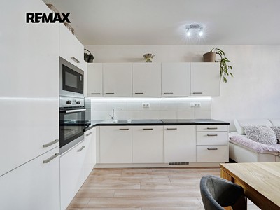 Wohnung 3+kk zum Kauf, 65 m² (2 von 35)
