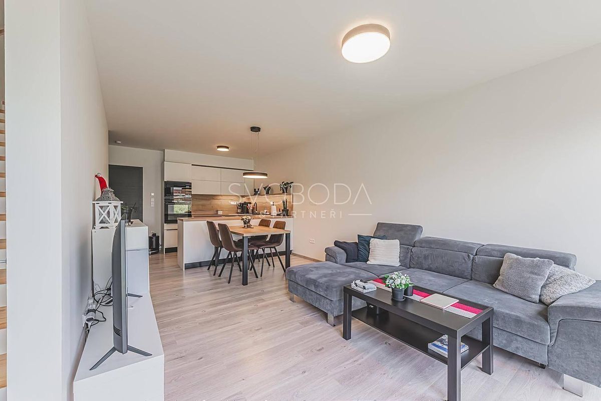 Pronájem rodinného domu 108 m², pozemek 110 m² – fotografie 4