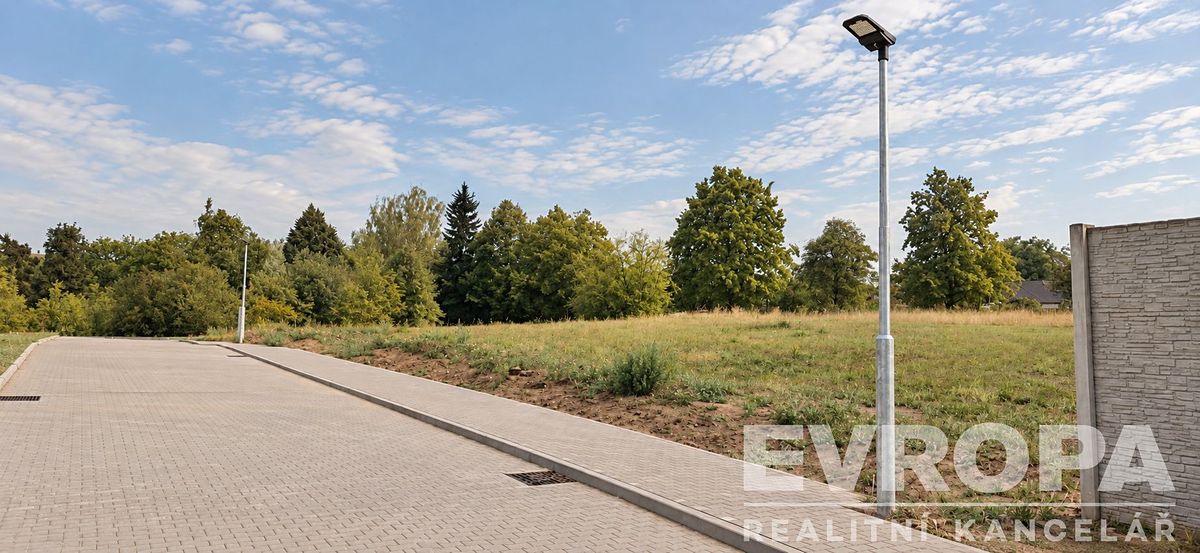Prodej stavebního pozemku 964 m² – fotografie 5
