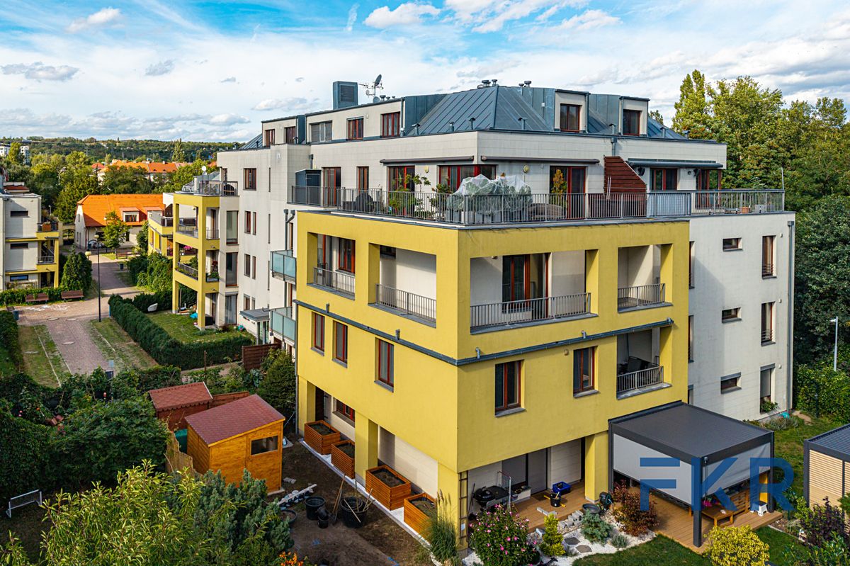 Pronájem bytu 3+kk 68 m²