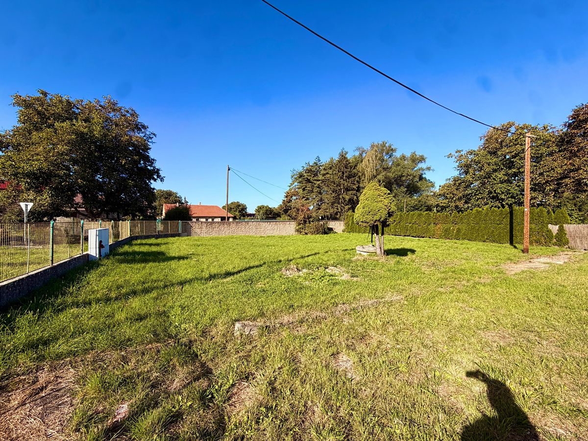 Prodej stavebního pozemku 1215 m² – fotografie 4