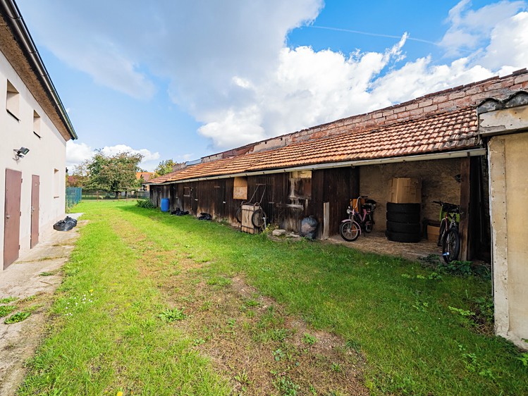Комерційне приміщення на продаж, 700 м² (12 з 28)