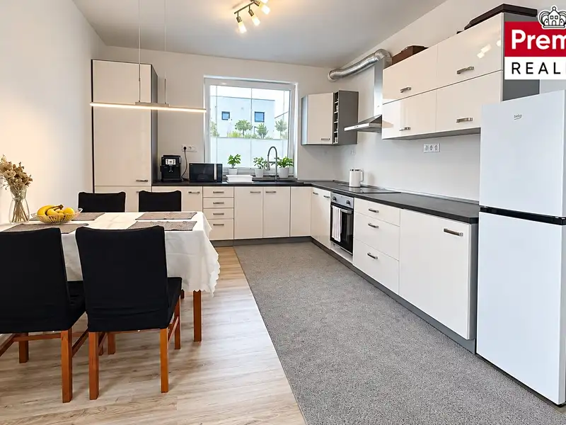 Pronájem bytu 3+kk 87 m², Znojmo – náhled fotky 1