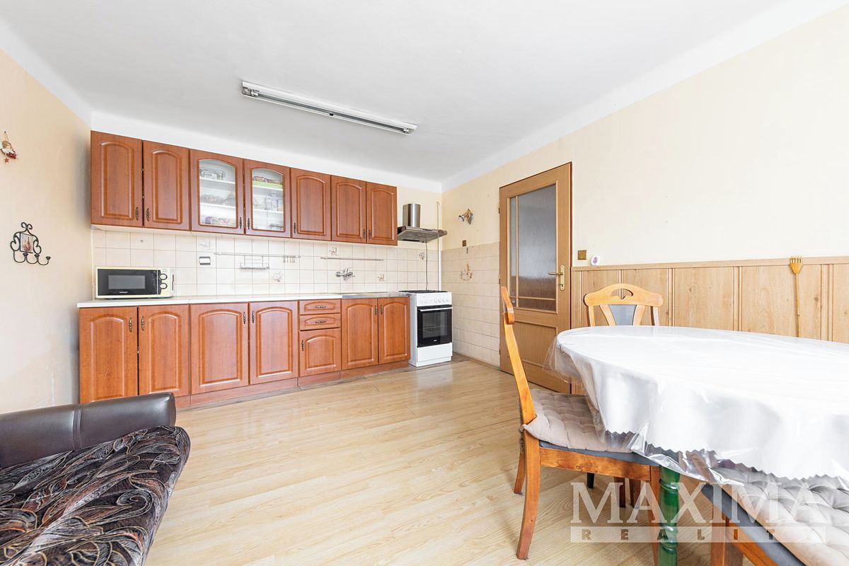 Prodej rodinného domu 120 m², pozemek 1455 m² – fotografie 3
