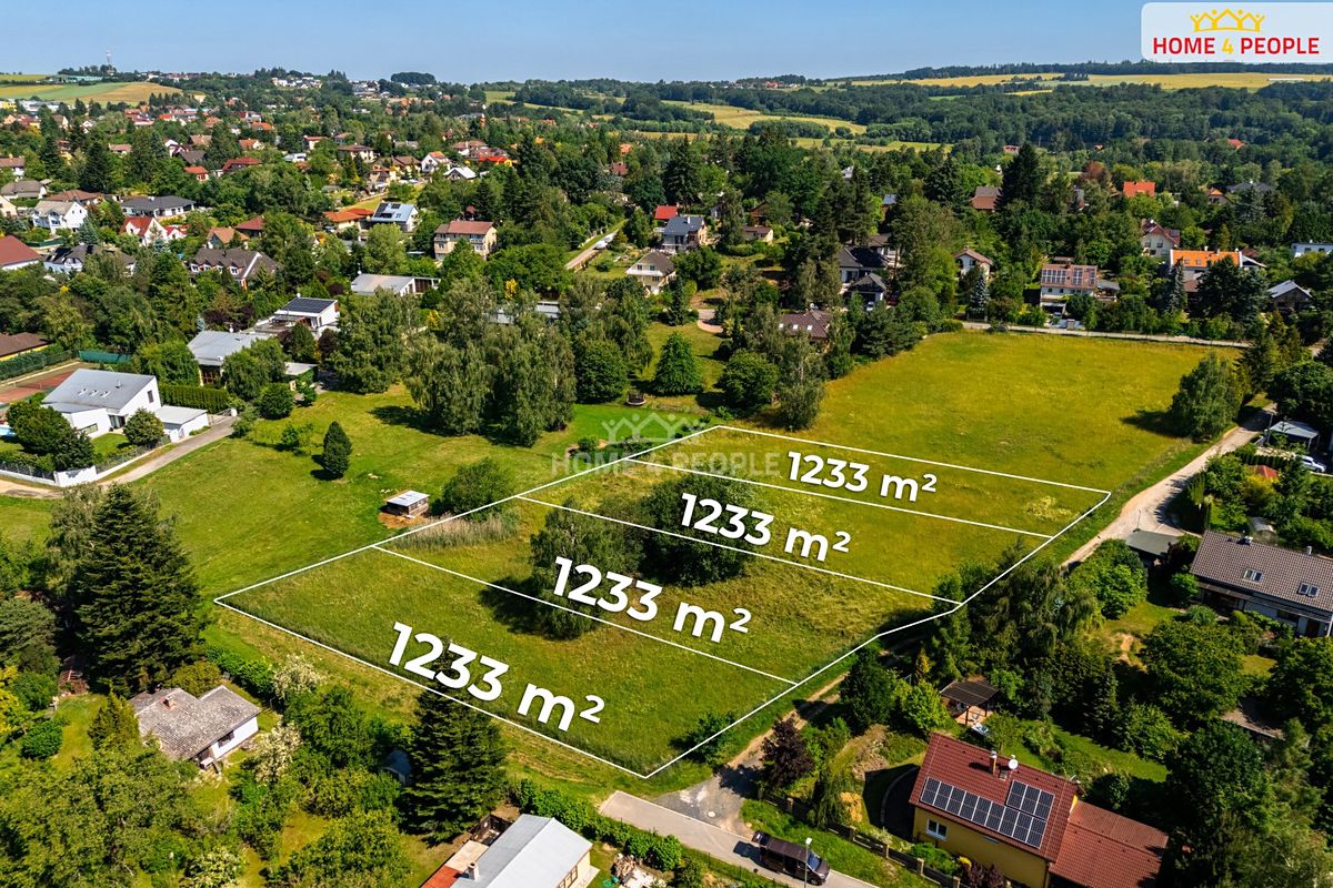 Prodej stavebního pozemku 2466 m² – fotografie 3