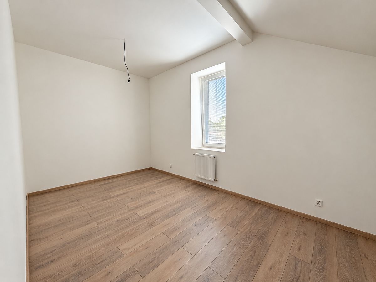 Pronájem bytu 3+kk 62 m² – fotografie 4