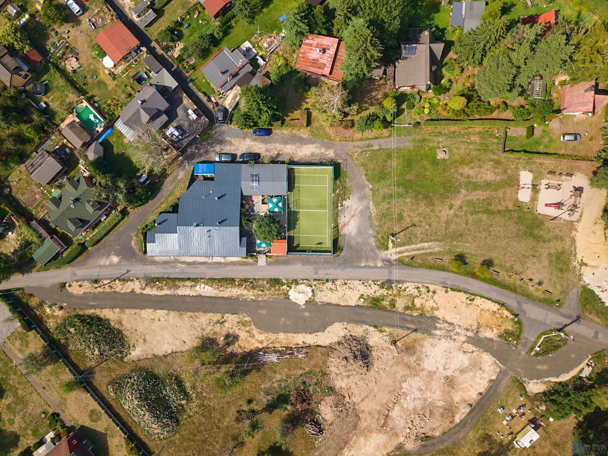 Prodej chalupy 304 m², pozemek 975 m² – fotografie 5