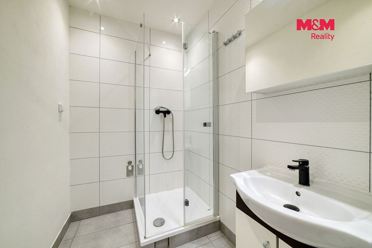 Pronájem bytu 1+1 39 m² – fotografie 2