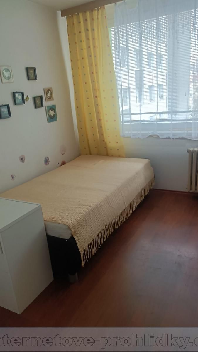 Pronájem bytu 3+1 77 m² – fotografie 2