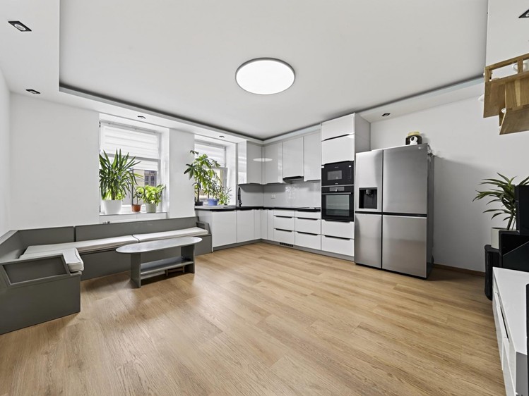 Haus zum Kauf, 381 m² (12 von 29)
