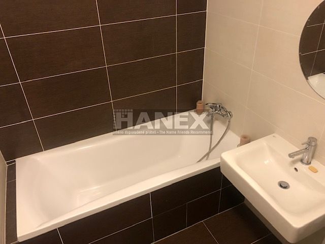Pronájem bytu 1+kk 38 m² – fotografie 5