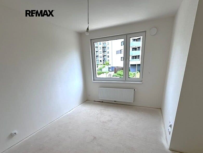 Pronájem bytu 2+kk 57 m² – fotografie 4