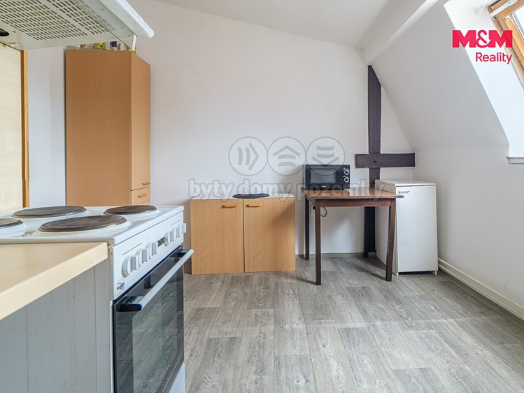Gewerbefläche zum Kauf, 1.318 m² (15 von 24)