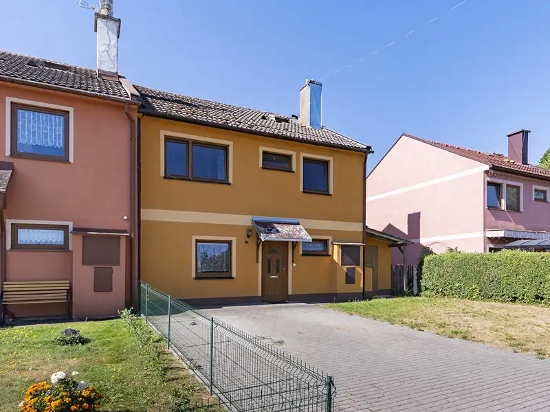 Prodej rodinného domu 160 m², pozemek 267 m², Mnichov – náhled fotky 2
