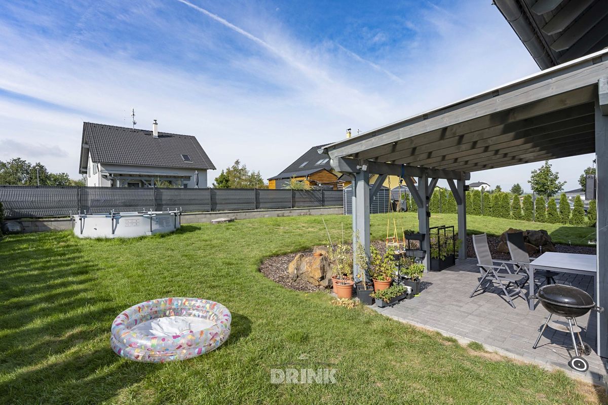 Prodej rodinného domu 134 m², pozemek 667 m² – fotografie 3