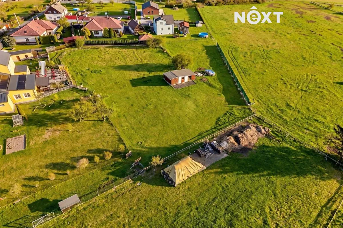 Prodej stavebního pozemku 2246 m²
