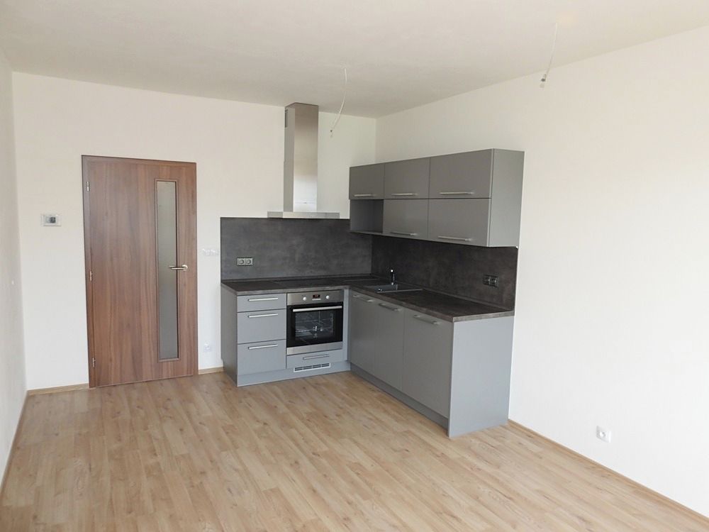 Pronájem bytu 2+kk 47 m² – fotografie 2