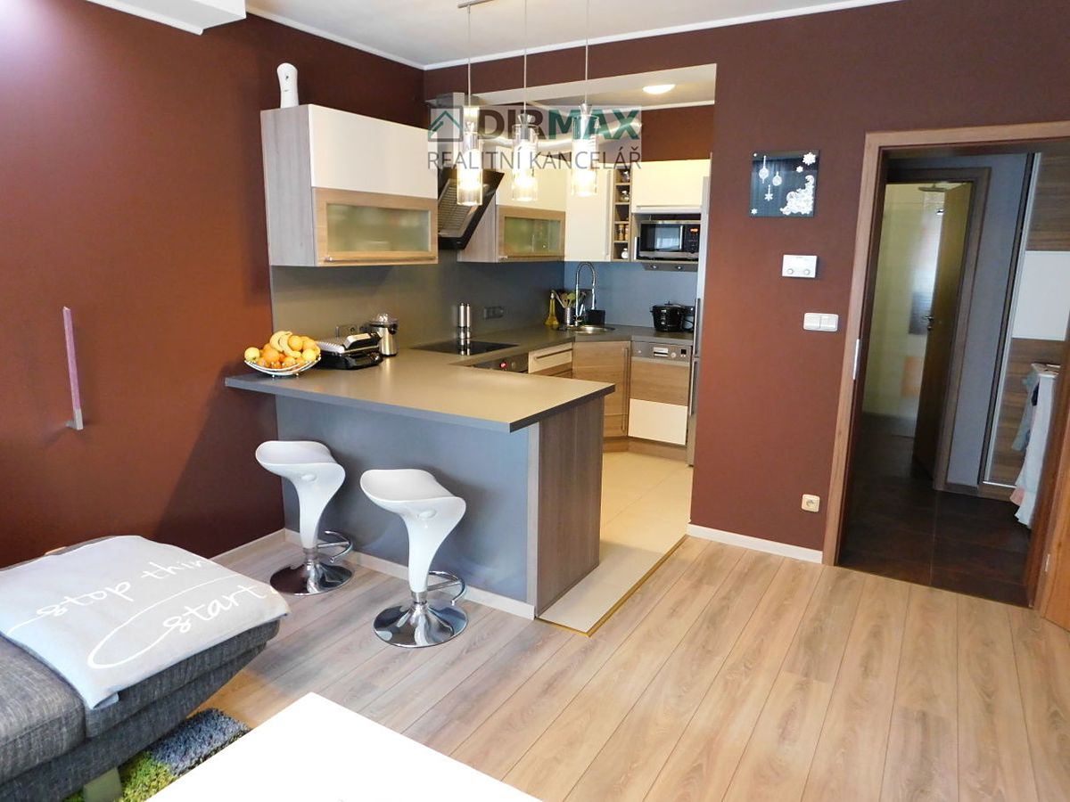 Pronájem bytu 2+kk 53 m²