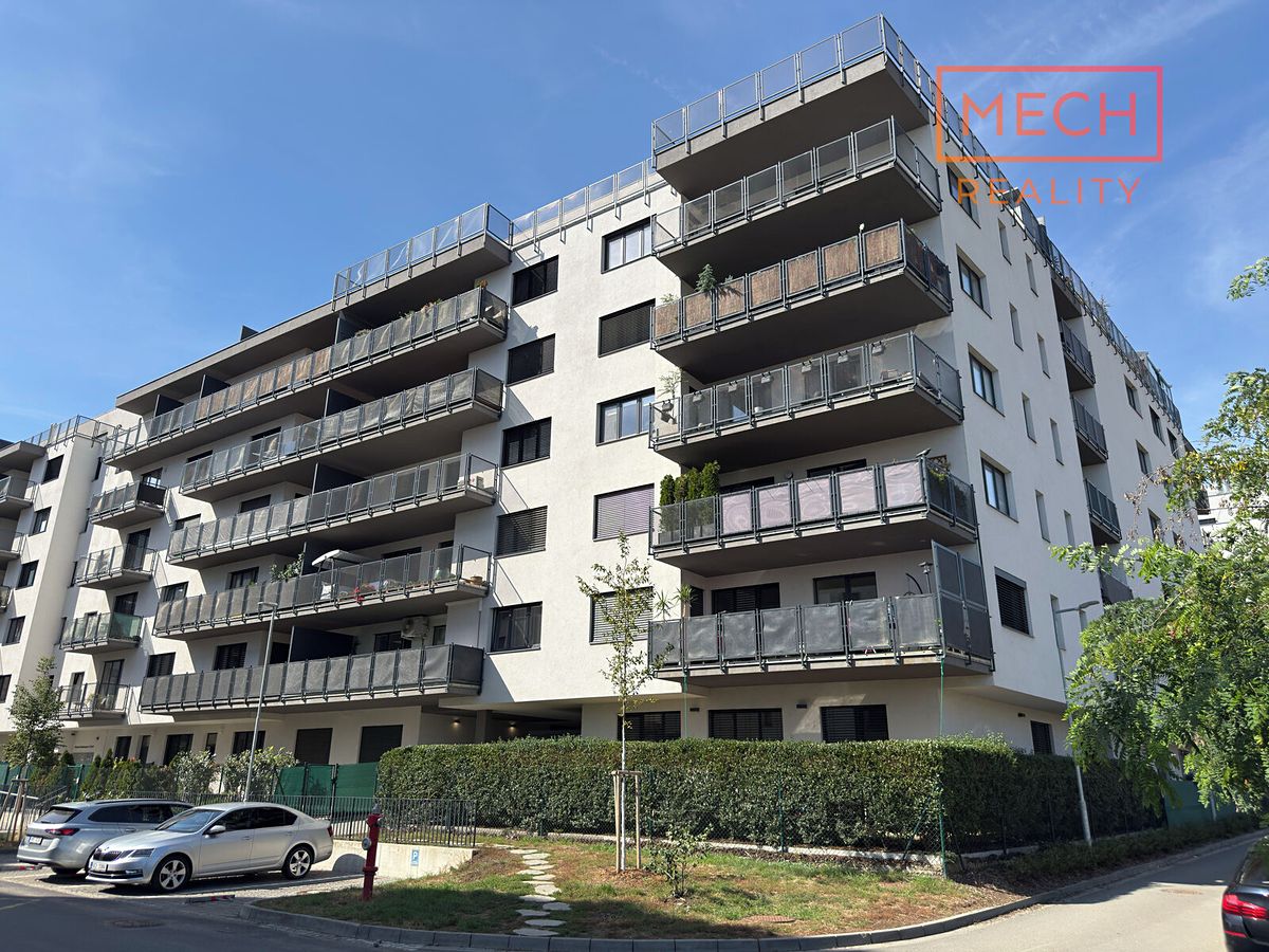 Pronájem bytu 2+kk 61 m²